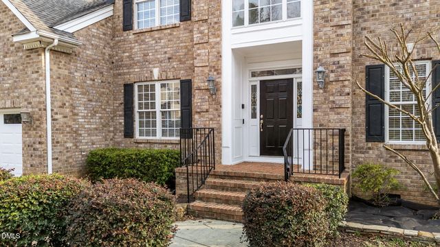 200 Faraday Court, Cary, NC 27518