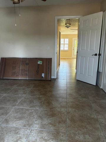 284 Windsor M, West Palm Beach, FL 33417