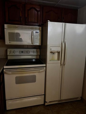 284 Windsor M, West Palm Beach, FL 33417