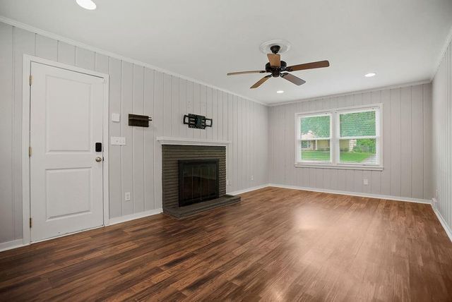5826 FONTANA Drive, Fairway, KS 66205
