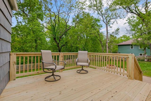5826 FONTANA Drive, Fairway, KS 66205