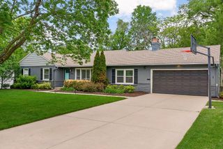 5826 FONTANA Drive, Fairway, KS 66205