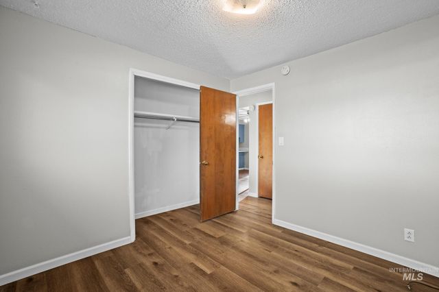 2037 S Curtis Rd, Boise, ID 83705