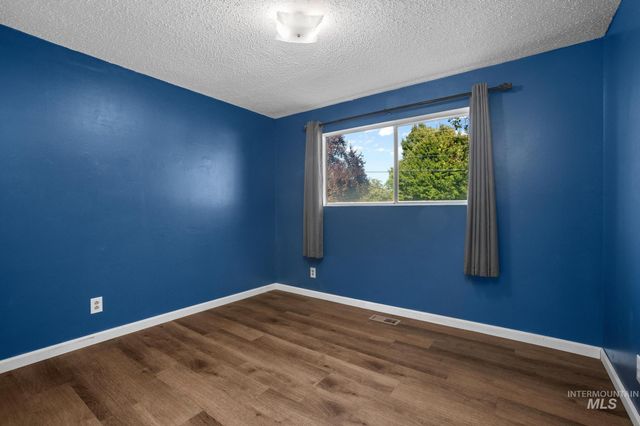 2037 S Curtis Rd, Boise, ID 83705