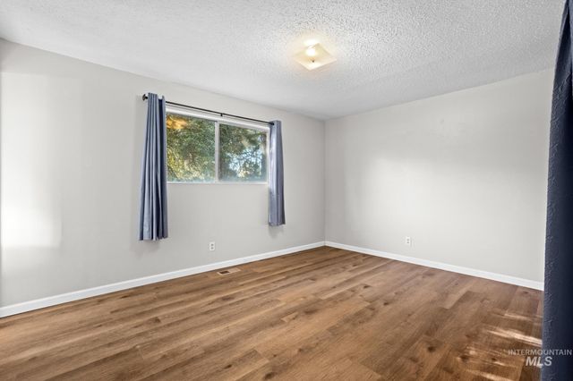 2037 S Curtis Rd, Boise, ID 83705