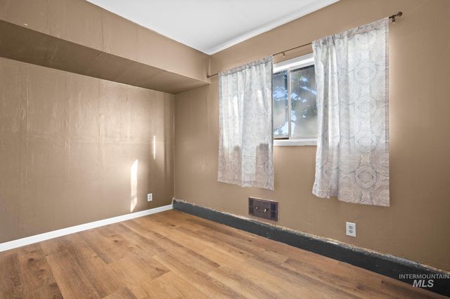 2037 S Curtis Rd, Boise, ID 83705