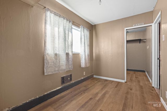 2037 S Curtis Rd, Boise, ID 83705