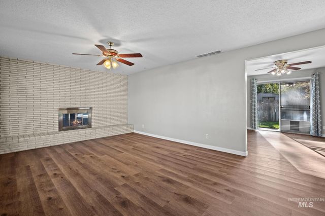 2037 S Curtis Rd, Boise, ID 83705