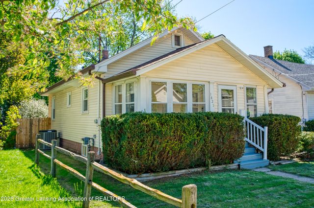 1823 Delevan Avenue, Lansing, MI 48910