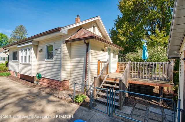1823 Delevan Avenue, Lansing, MI 48910