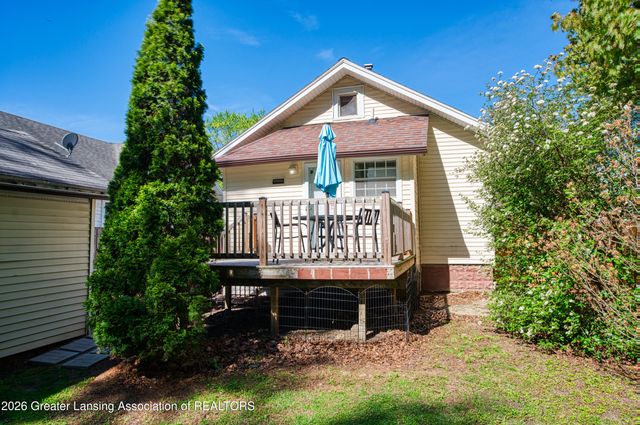 1823 Delevan Avenue, Lansing, MI 48910