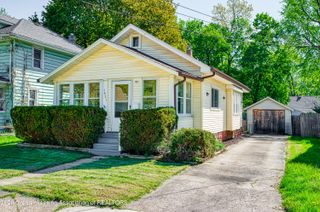 1823 Delevan Avenue, Lansing, MI 48910