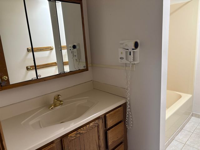 1390 Flushing Road, Flushing, MI 48433