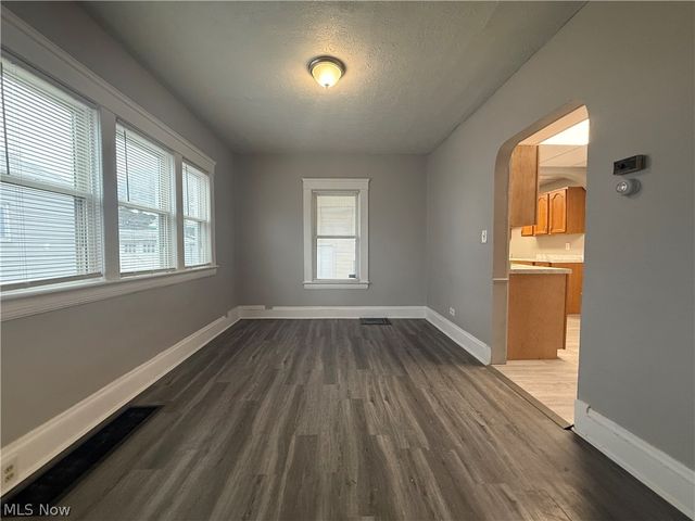 3058 W 116th Street, Cleveland, OH 44111