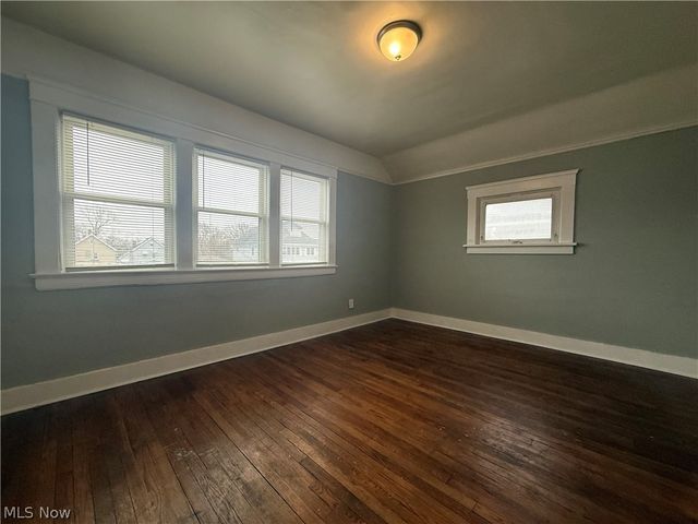 3058 W 116th Street, Cleveland, OH 44111