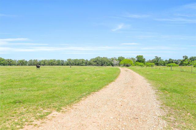 41545 Fm 3346 Road, Hempstead, TX 77445