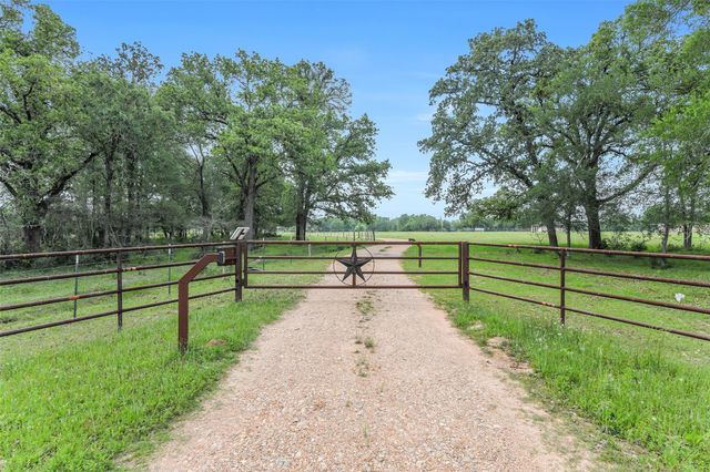 41545 Fm 3346 Road, Hempstead, TX 77445