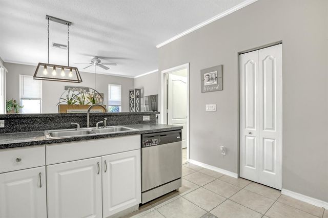 10751 Oak Bend Way, Wellington, FL 33414