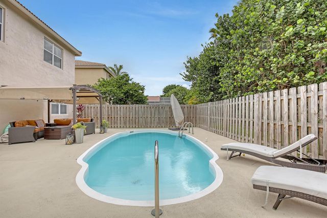 10751 Oak Bend Way, Wellington, FL 33414
