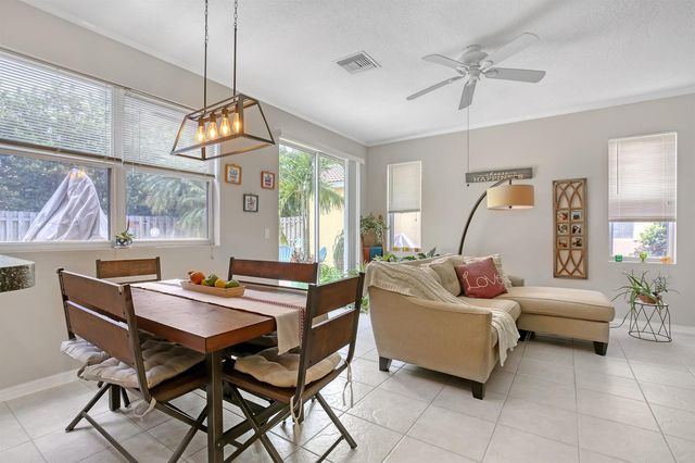 10751 Oak Bend Way, Wellington, FL 33414