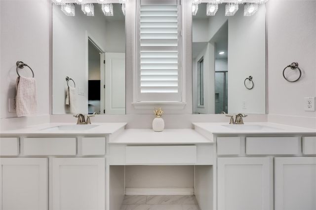 7705 Pace Ravine DR, Lago Vista, TX 78645