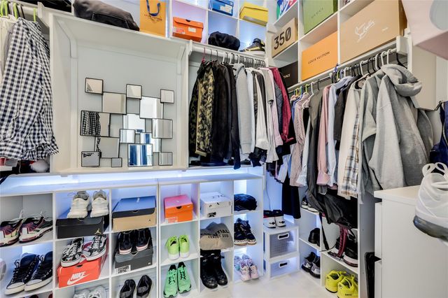 7705 Pace Ravine DR, Lago Vista, TX 78645