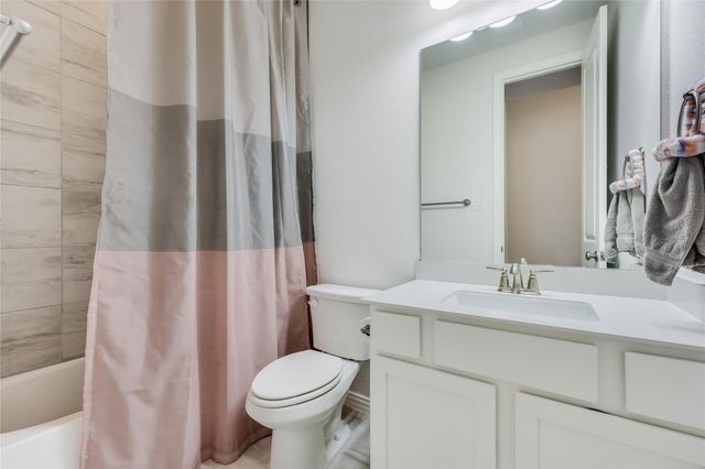 7705 Pace Ravine DR, Lago Vista, TX 78645