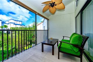 586 Beachwalk CIR O-305, Naples, FL 34108