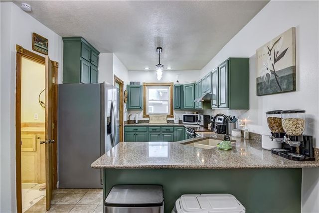 903 Summer Street, Eau Claire, WI 54701