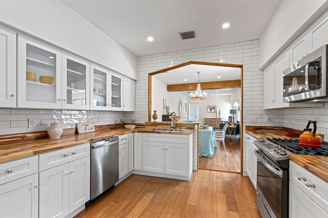 120 18th Avenue N, Lake Worth Beach, FL 33460