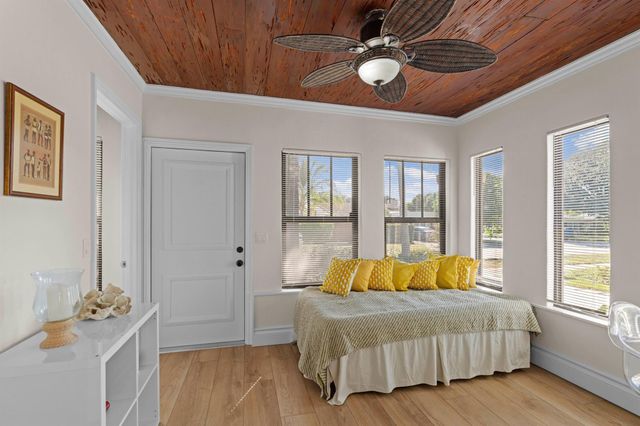 120 18th Avenue N, Lake Worth Beach, FL 33460