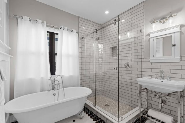 120 18th Avenue N, Lake Worth Beach, FL 33460