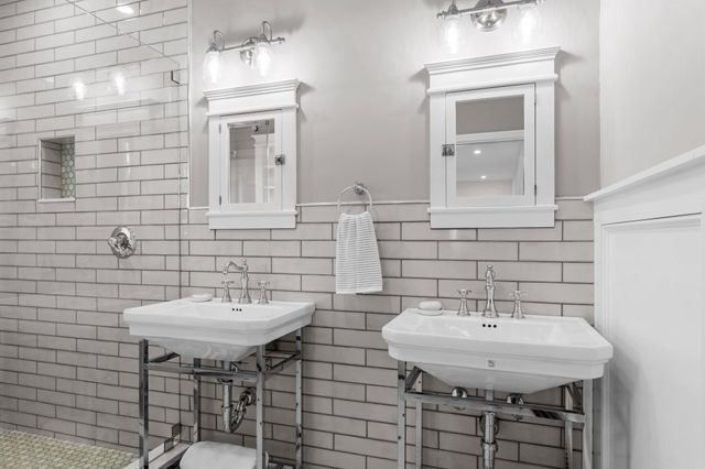 120 18th Avenue N, Lake Worth Beach, FL 33460