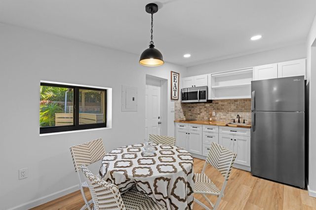 120 18th Avenue N, Lake Worth Beach, FL 33460