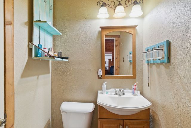 210 Aikens Street, Lipan, TX 76462