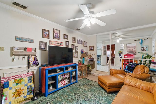 210 Aikens Street, Lipan, TX 76462