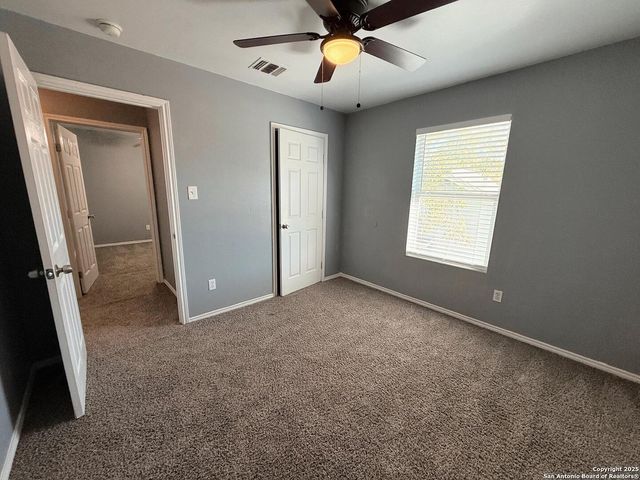 6022 State St Apt 104, San Antonio, TX 78223