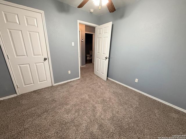 6022 State St Apt 104, San Antonio, TX 78223