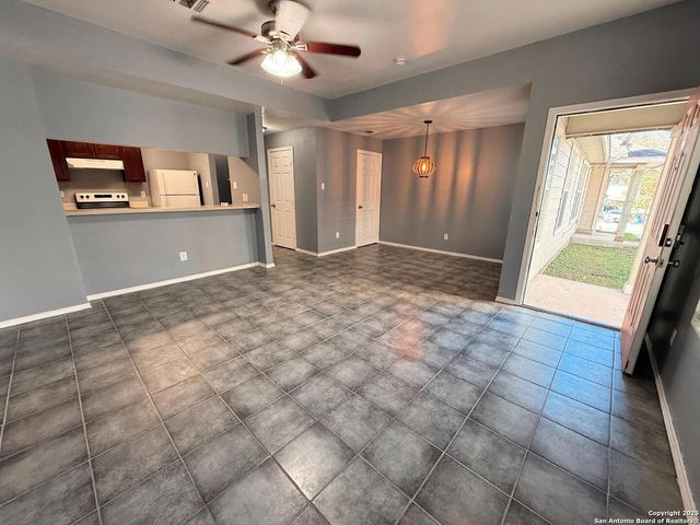 6022 State St Apt 104, San Antonio, TX 78223