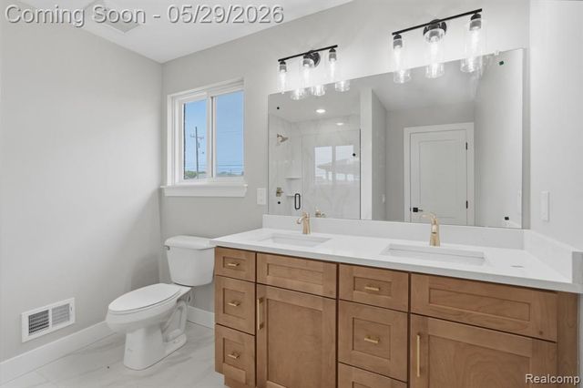 50965 Remar Farms Dr, Macomb, MI 48044
