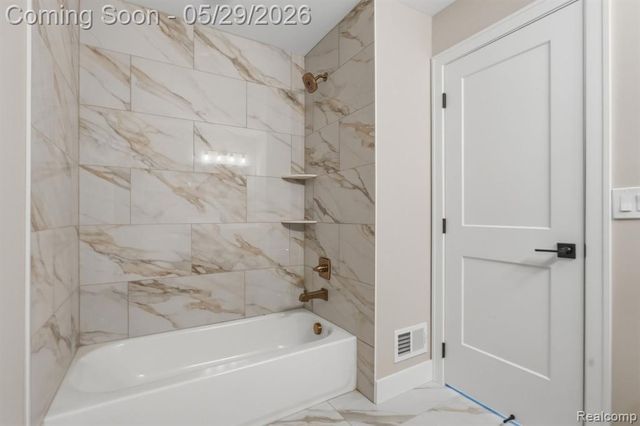 50965 Remar Farms Dr, Macomb, MI 48044