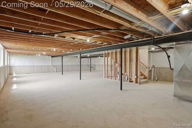 50965 Remar Farms Dr, Macomb, MI 48044