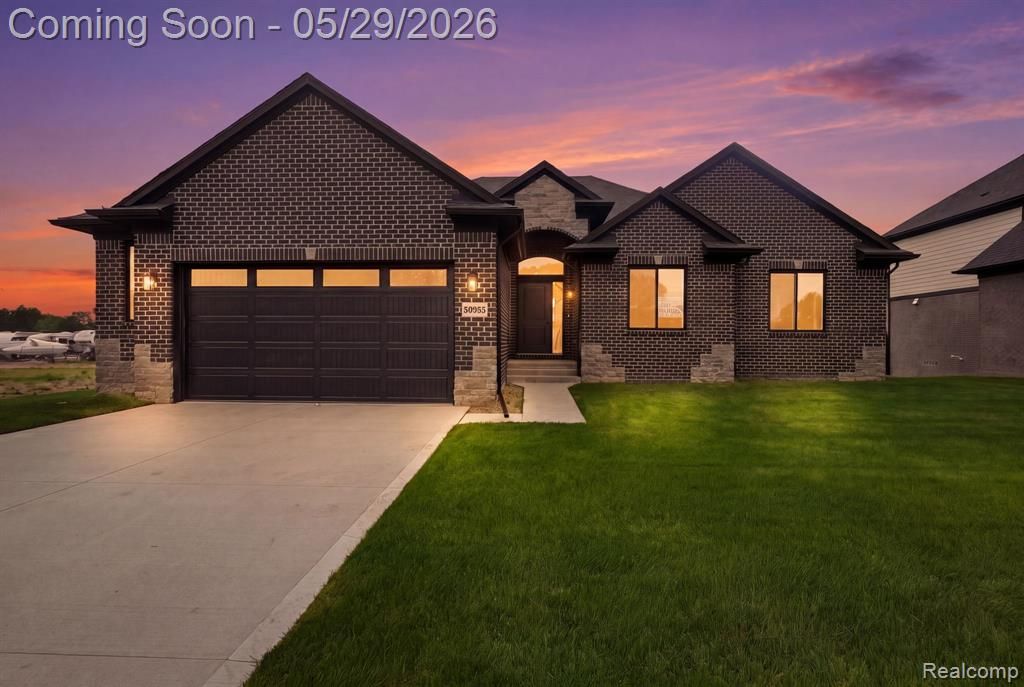 50965 Remar Farms Dr, Macomb, MI 48044