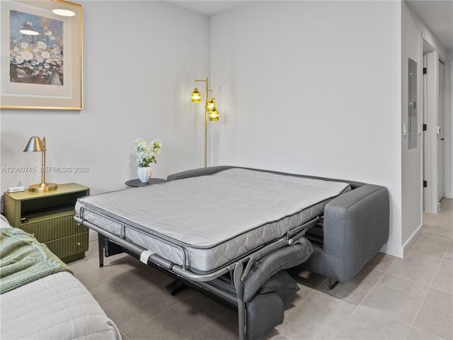 121 NE 5th Street 504, Miami, FL 33132