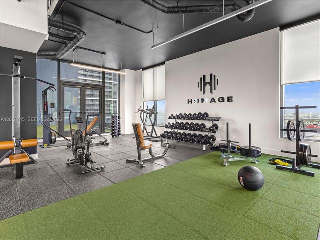 121 NE 5th Street 504, Miami, FL 33132