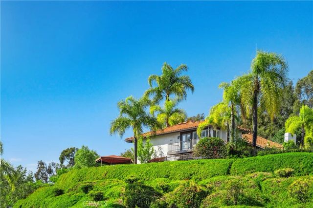 22421 Labrusca, Mission Viejo, CA 92692