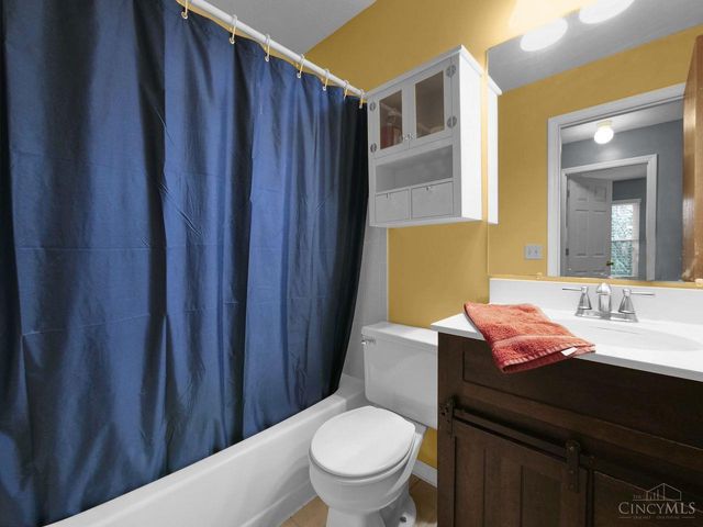 5449 Dengail Drive, Delhi Twp, OH 45238