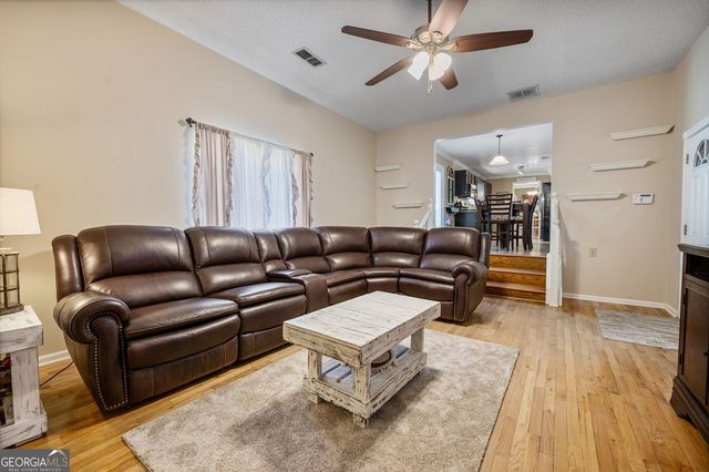 1880 Rocksram Drive, Buford, GA 30519