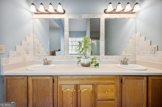 1880 Rocksram Drive, Buford, GA 30519