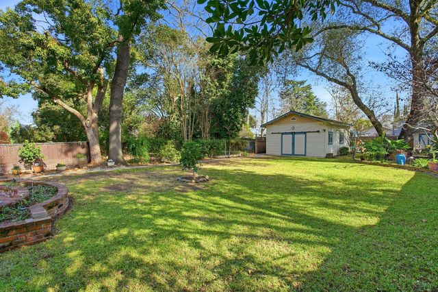 135 Nevada Ave, Roseville, CA 95678